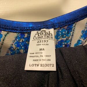 Hip hop costume
3 piece outfit 
Non smoking 
Only wore for recital